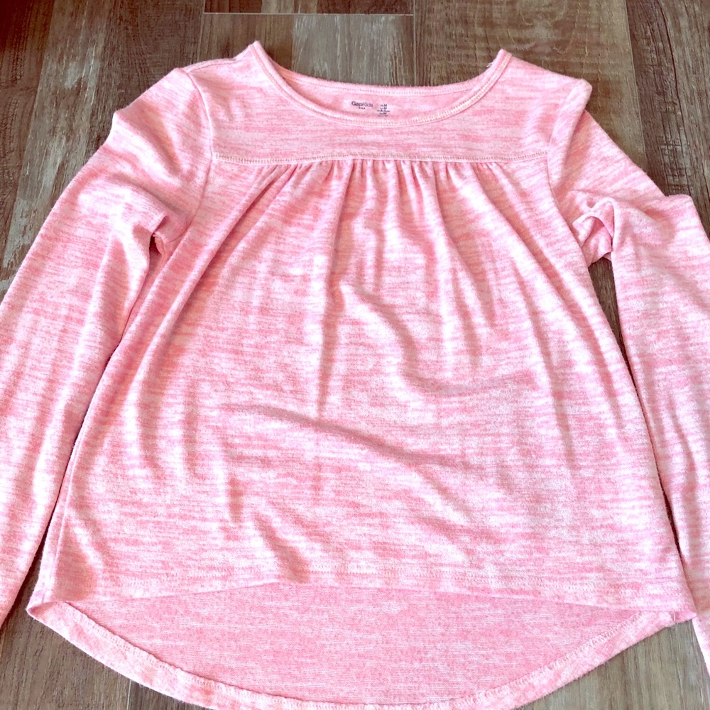 pink sweater